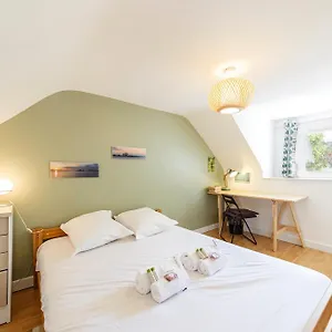  Appartement Lumineux à Noyalo, Idéalement Situé